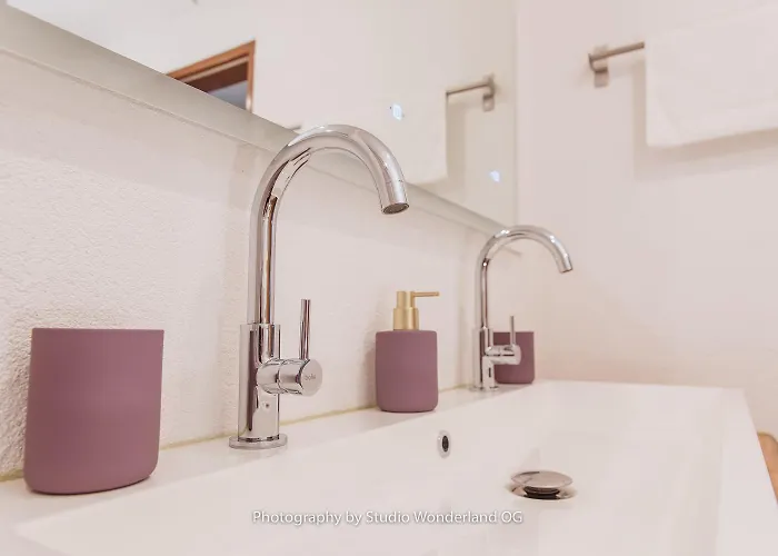 Ferienhaus Idyllisches Mit Teich *