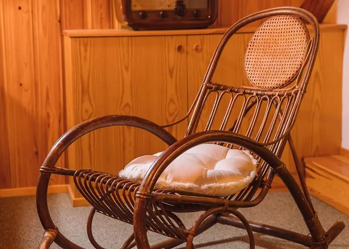 Idyllisches Mit Teich Ferienhaus